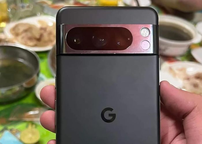 Google Pixel 8 Pro foto reale immagine nero black