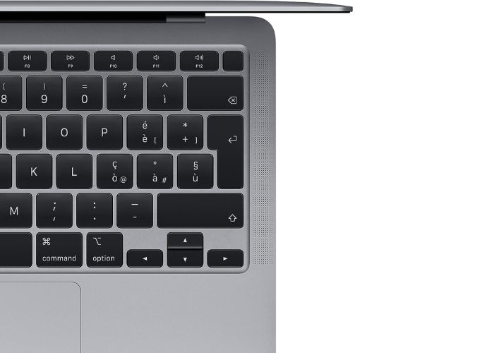 MacBook Air 2020 con M1, Amazon quasi lo regala con il 31% di sconto