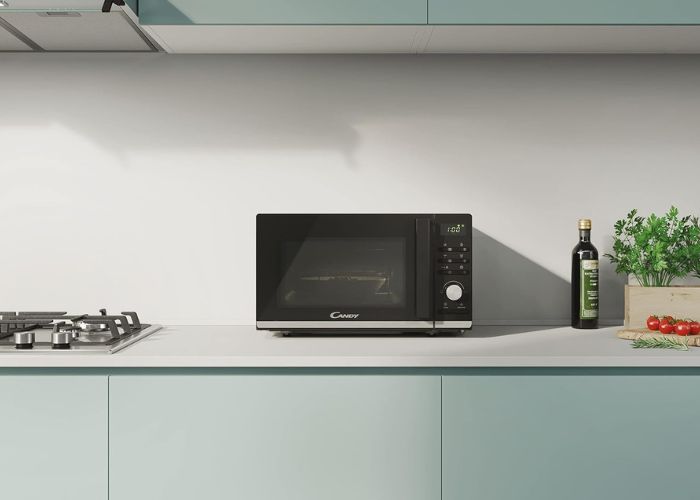 Con questo FORNO a microonde cucinerete alla grande, sconto del 45%