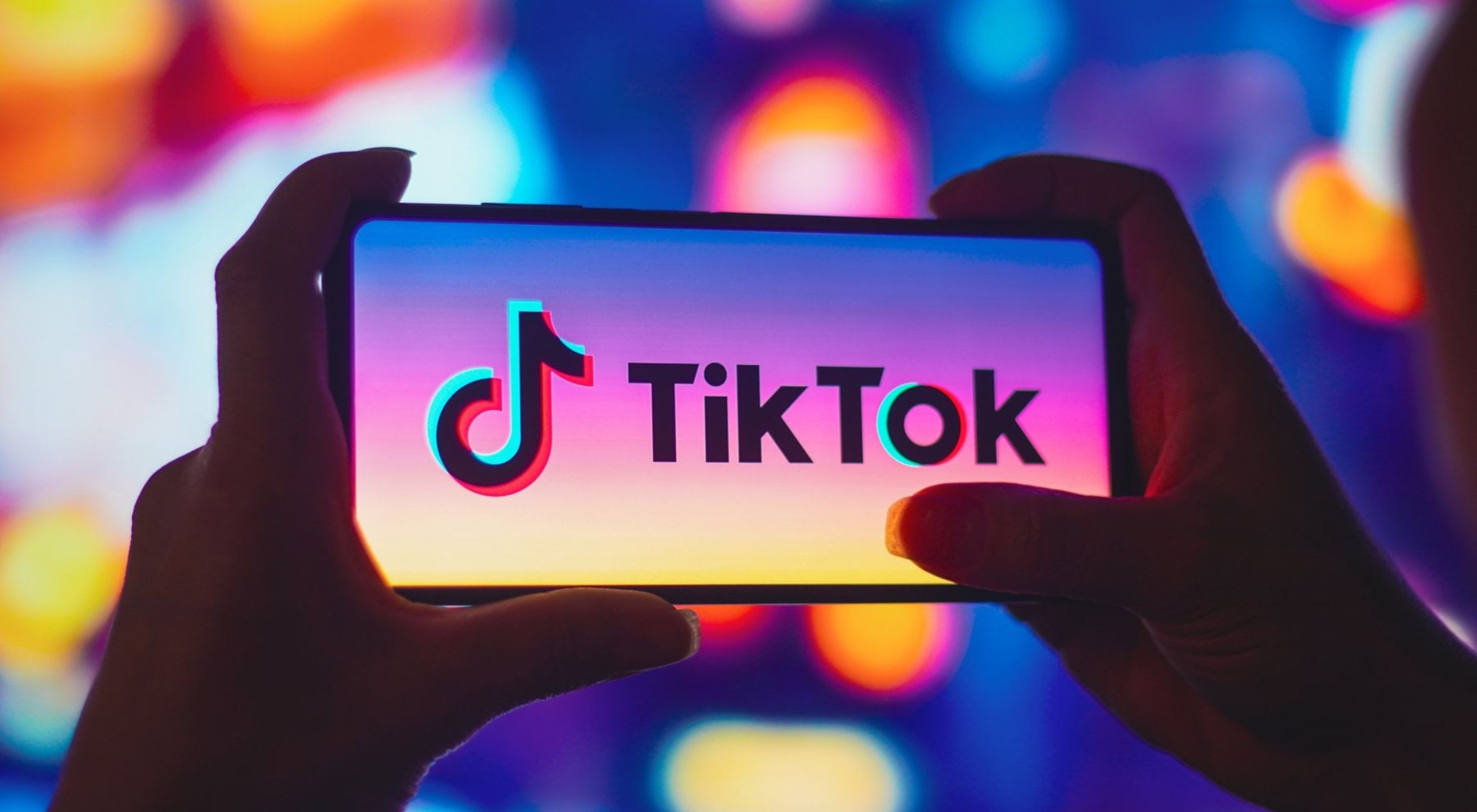 TikTok: nuove funzioni per favorire utilizzo più consapevole degli adolescenti