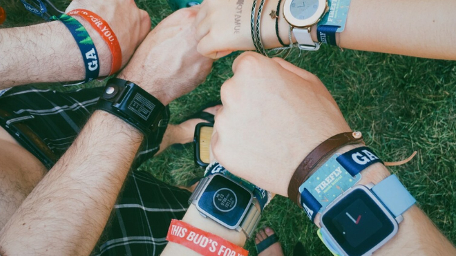 Pebble, lo smartwatch diventa open source e torna in vita