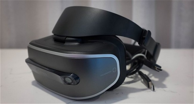 Lenovo presenta il suo visore per la realtà virtuale